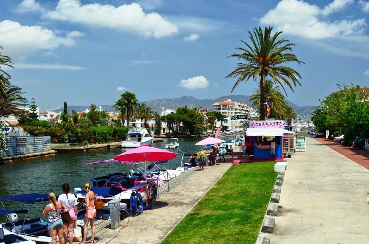 Apart-Rent Apartament Bahia 0023 Empuriabrava Buitenkant foto